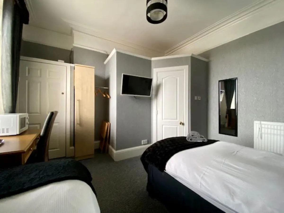 Vaila Guest House Aberdeen