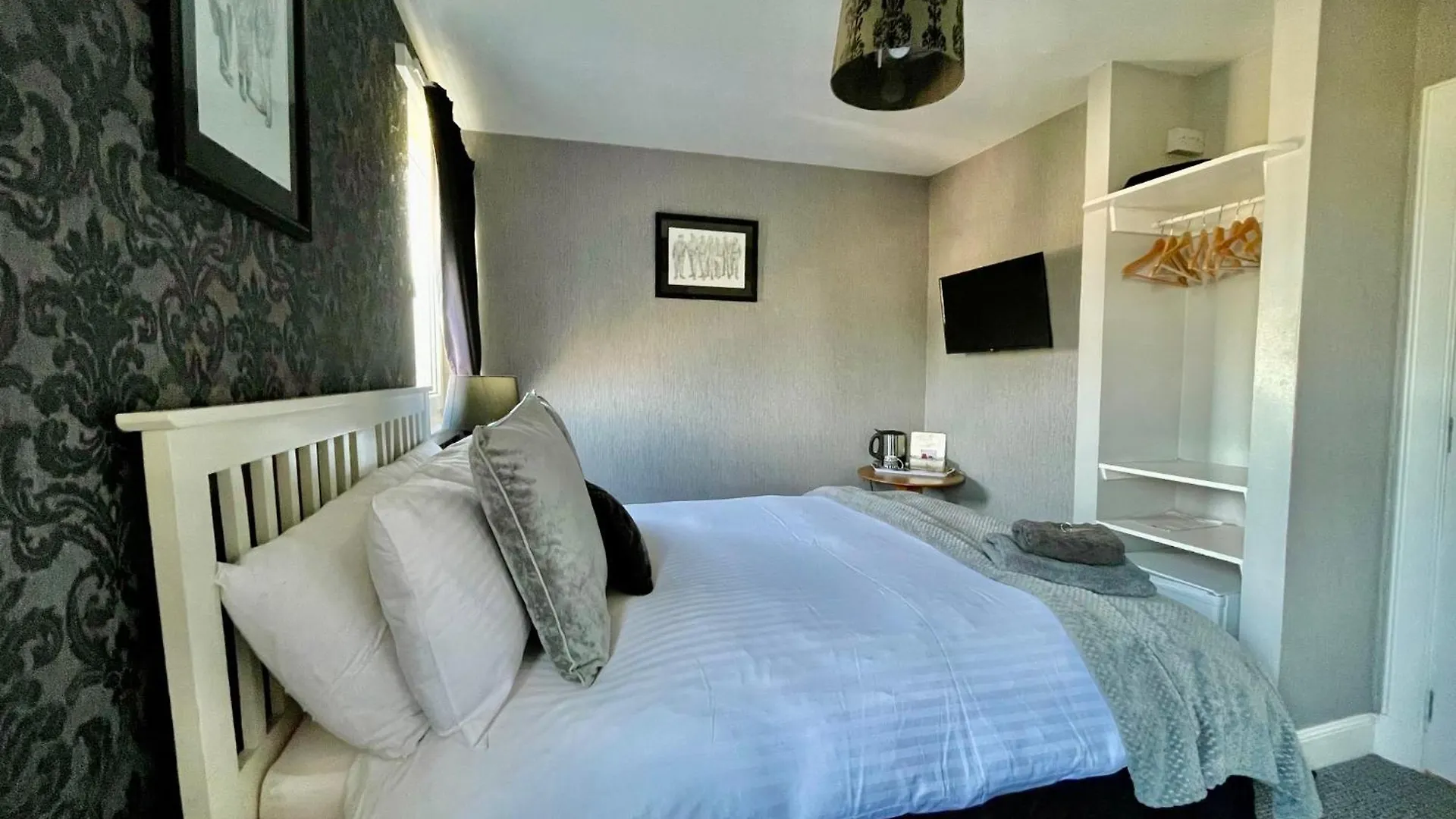 Vaila Guest House Aberdeen